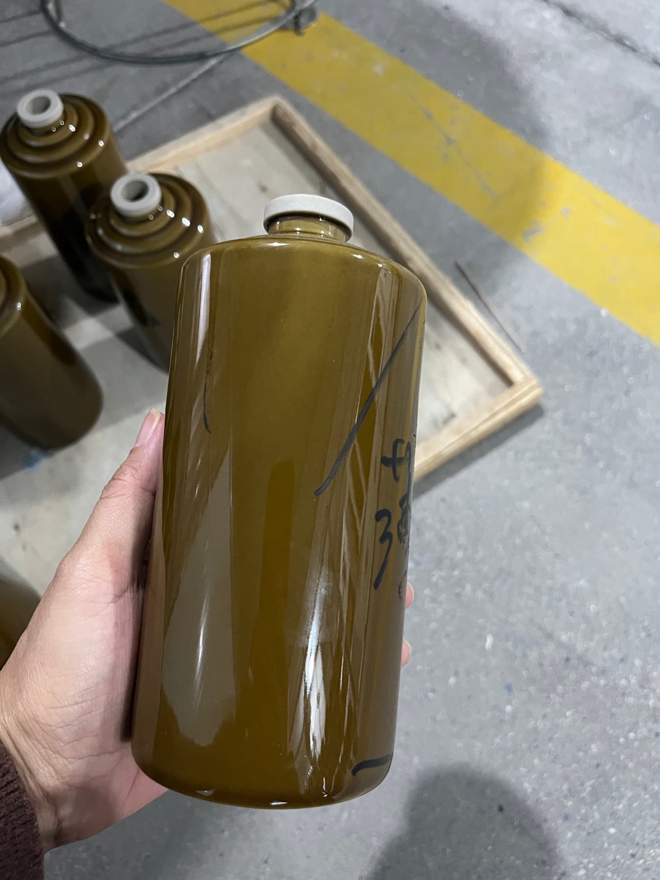 脱敏陶瓷瓶口检测样件照片